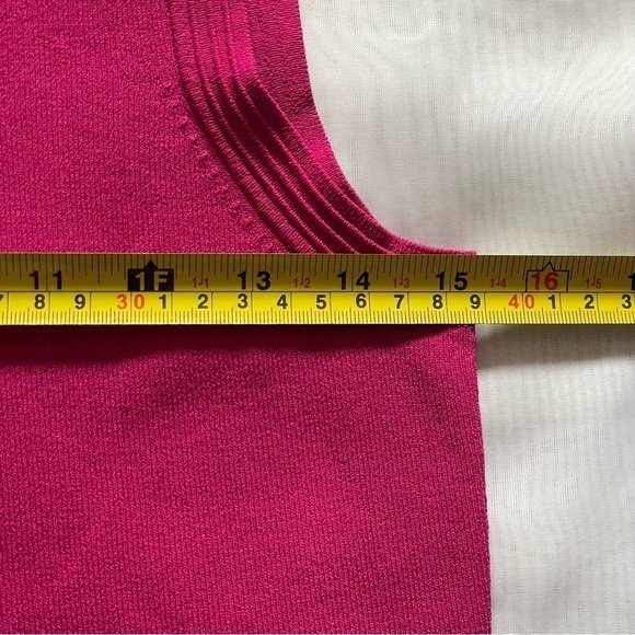 CABLE and Gauge fuchsia pink top size small - Picture 5 of 8